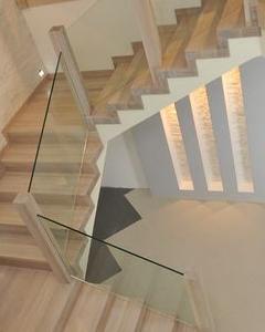 nowoczesne schody drewniane galeria